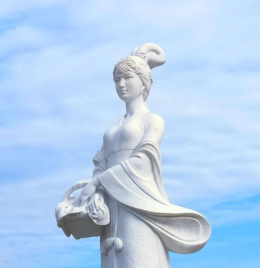 雨后昭君,清新美丽!