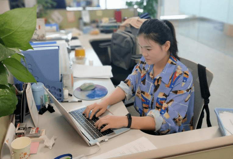 "青春须早为,岂能长少年"| 暑期大学生"三进"实习生上岗啦!_工作