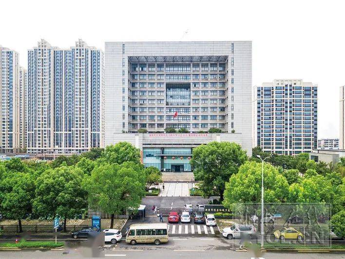 市住建局办公大楼.