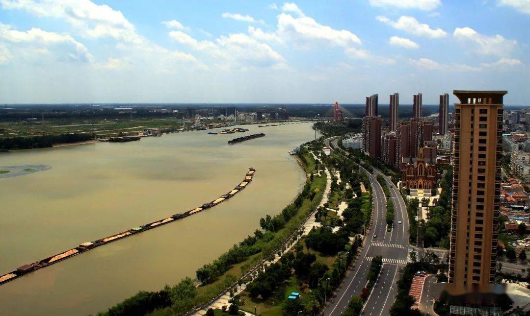 市委五届十次全会与会人员观摩泗阳大项目亮点满满为高质量发展提供