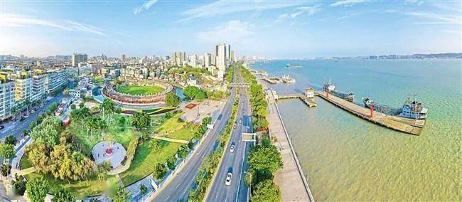 近日,汕头市牛田洋片区海滨长廊及停车场新建工程(海滨路西延)项目