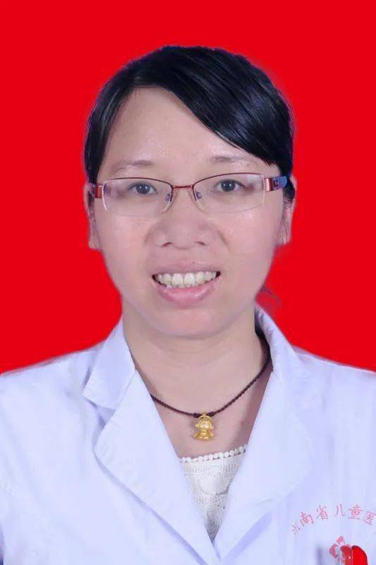 周平秋,女,副主任医师,硕士研究生.