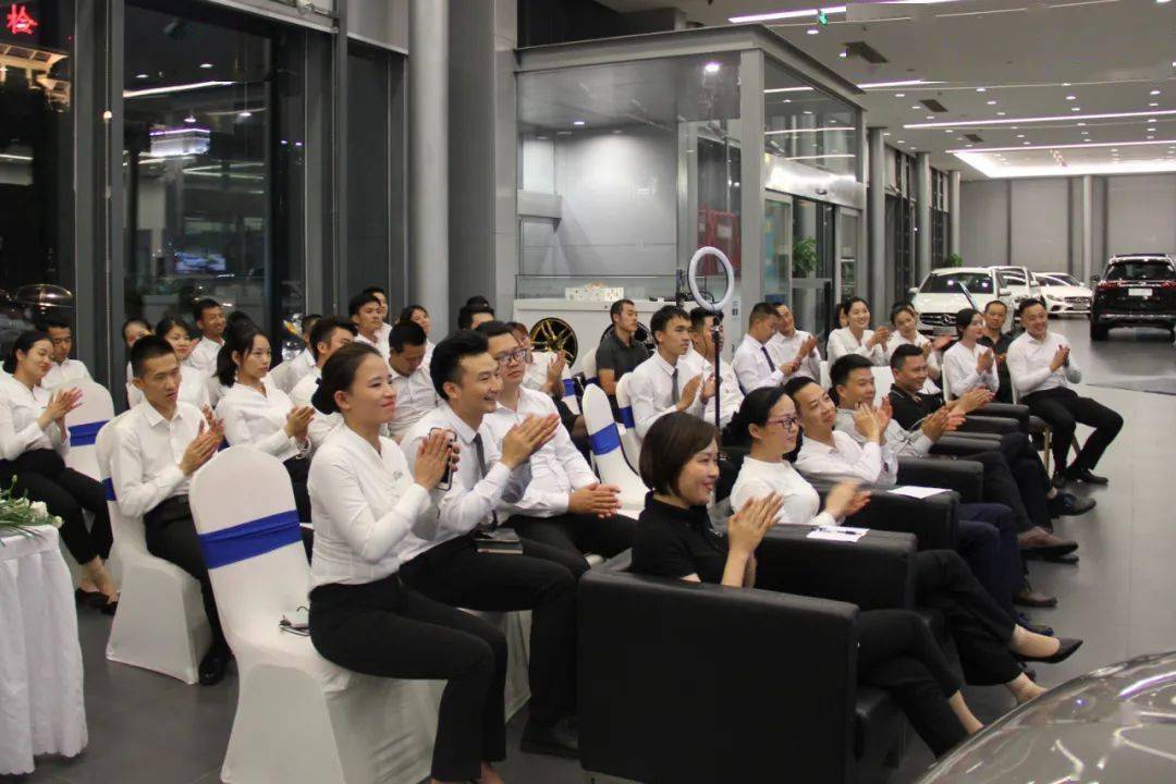 竞技争先寻星铸梦华宏奔驰赣州4s店销售技能大赛圆满结束