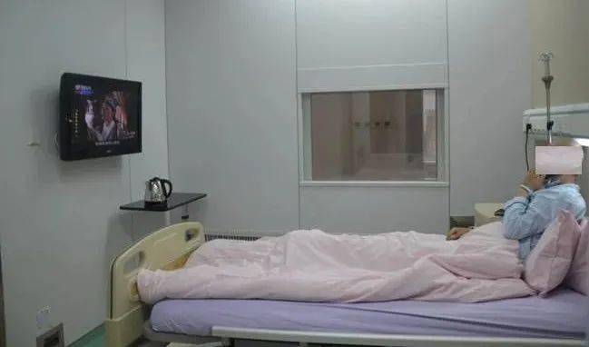 【案例故事】花季少女患白血病昏迷半月,血液科积极治疗后康复出院