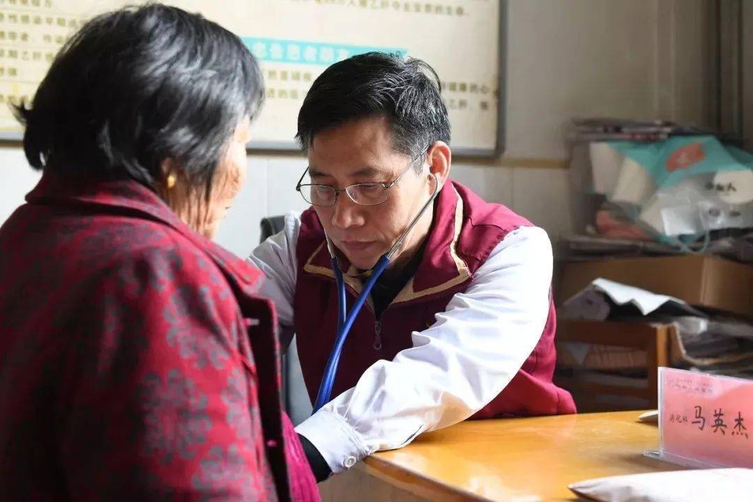 喜讯全省最高奖我院马英杰荣获第九届河南优秀医师奖