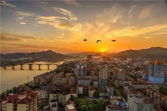 古城辰阳辰溪曾经商铺林立的民国小城