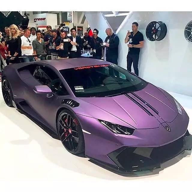 哑光紫兰博基尼huracan