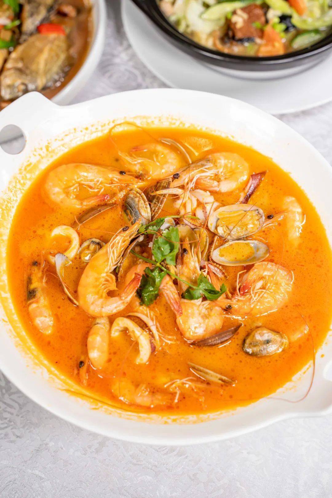 难怪这家sm附近的闽南酒楼,连我阿公阿嬷都爱去!_沙茶锅