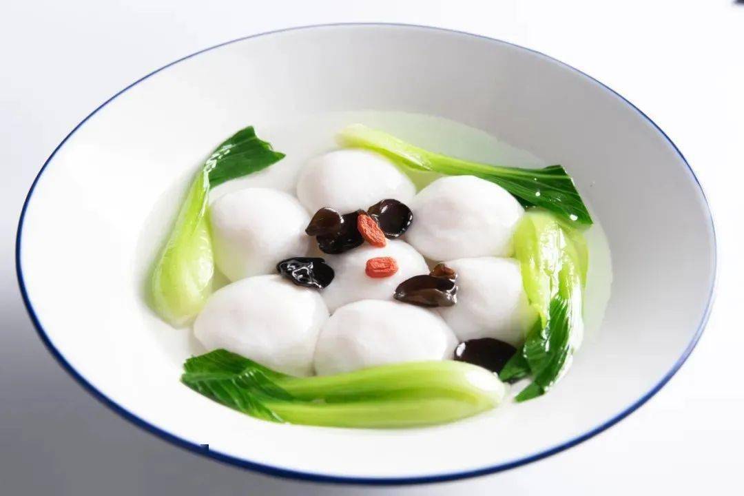 藏心鱼圆▲老法虾仁▲细沙羊尾▲洪桥千张▲秘制酱羊肉▲开元醉虾