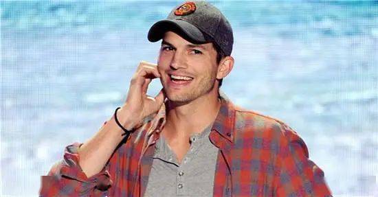 节目组连爆丑闻知名脱口秀主持人艾伦人设坍塌