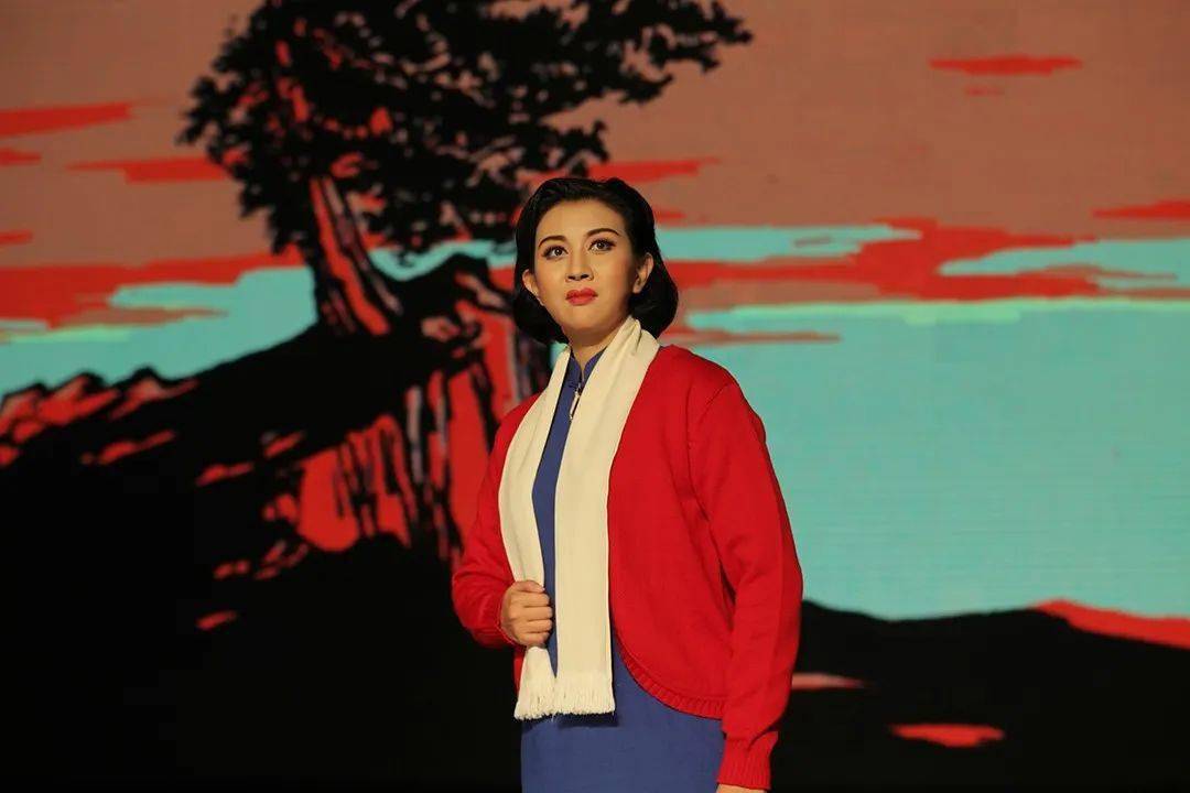 吉林省桃李梅大剧院演出时间:8月4日 19:00吉剧《江姐》贰:省直院团