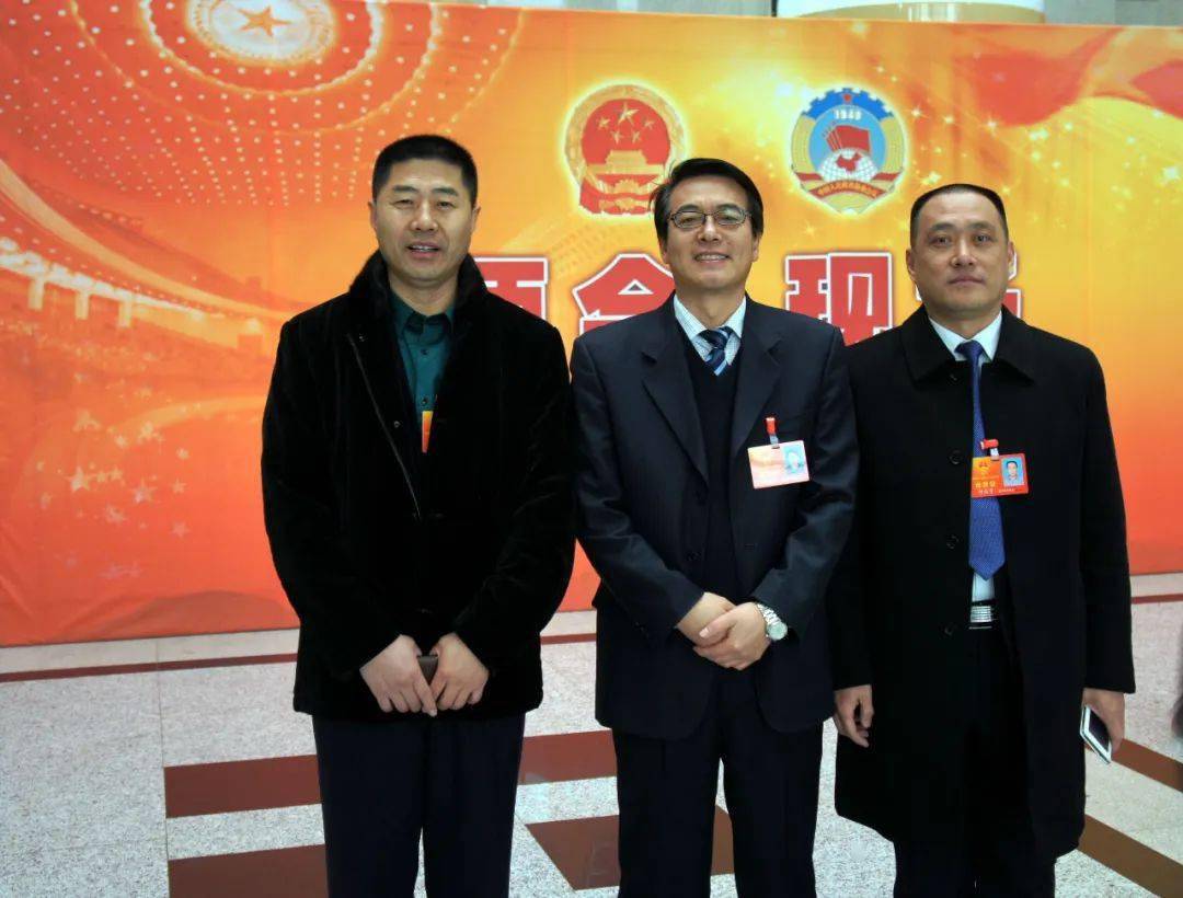 公司介绍常雨晴.