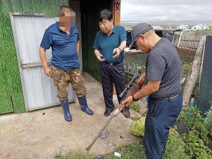呼伦贝尔公安破获一起非法持有枪支案件