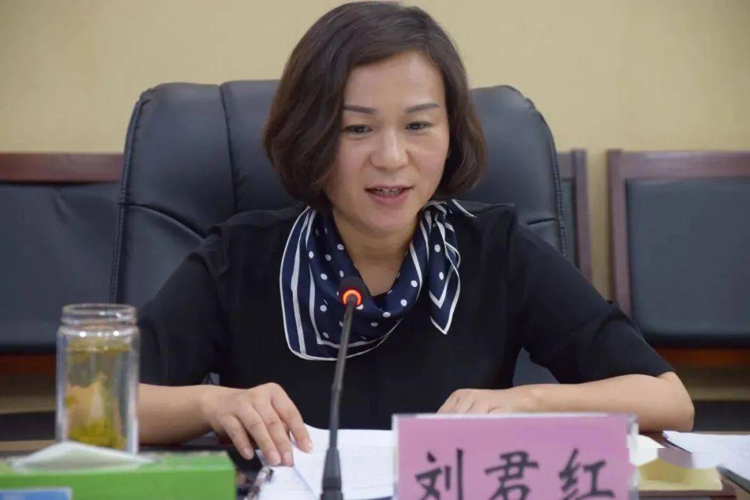 刘君红表示,南宫将进一步完善落实义务教育阶段教师工资收入长效机制