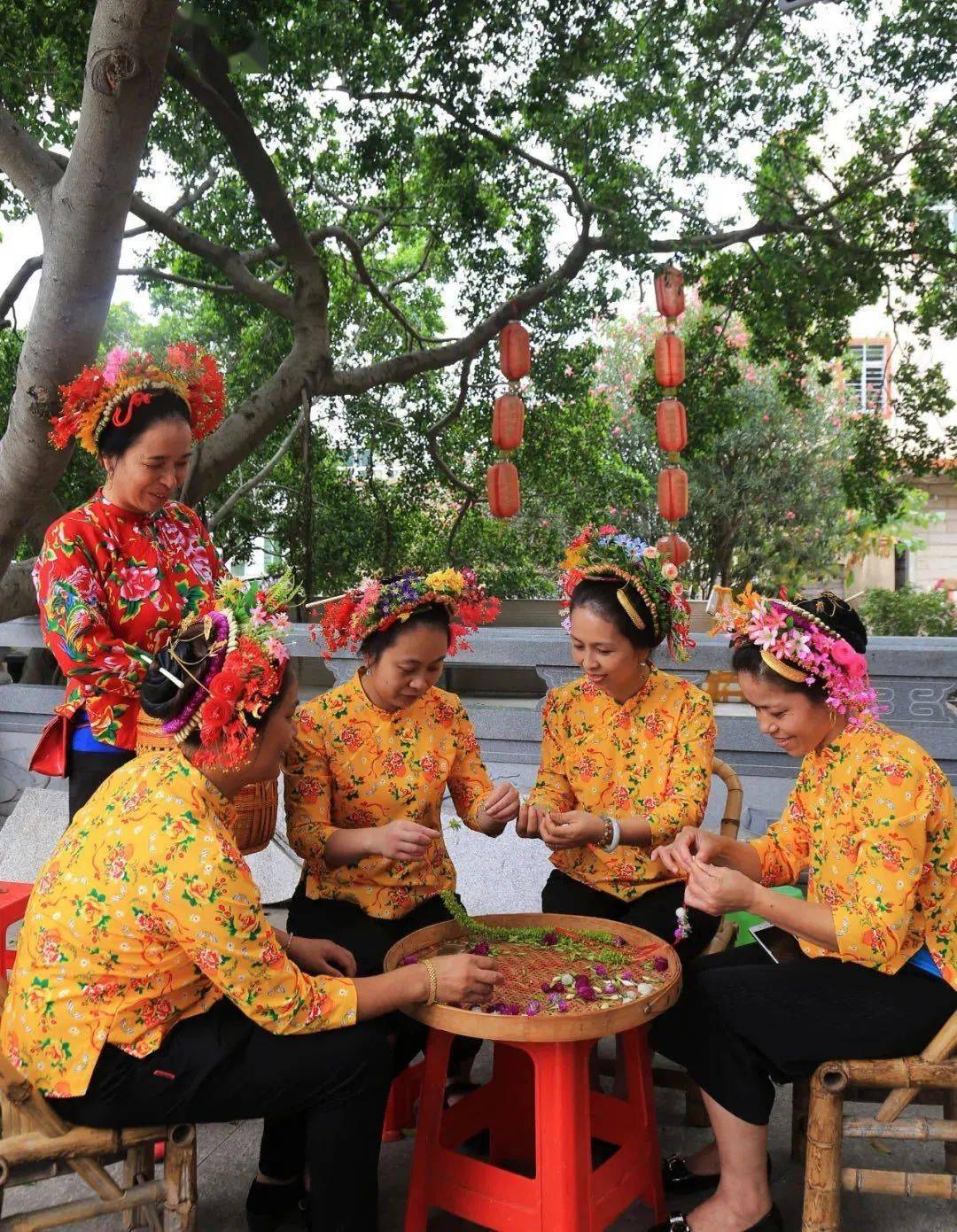 在五店市做一個全國獨一無二的蟳埔簪花圍是種怎樣的體驗