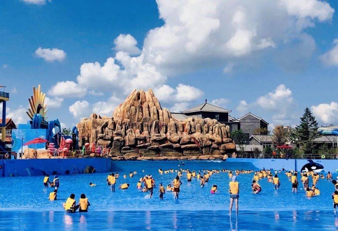 我用一场从早嗨到晚的水上狂欢趴体露肉,湿身,尖叫,在梅河口诺亚水