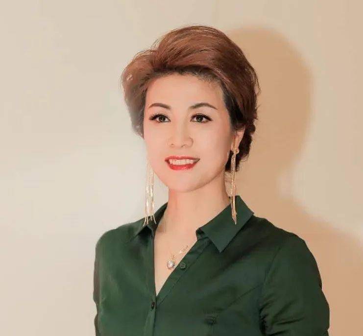 铁血丹心诗八首主播庄静