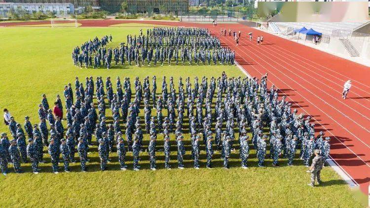 军训润年华,热血谱青春——壶镇中学举行2020新生军训开营仪式