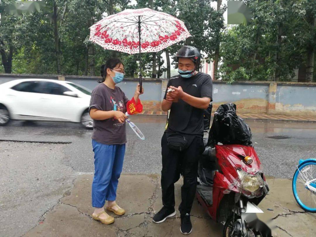 在"街乡吹哨,部门报到"推动下