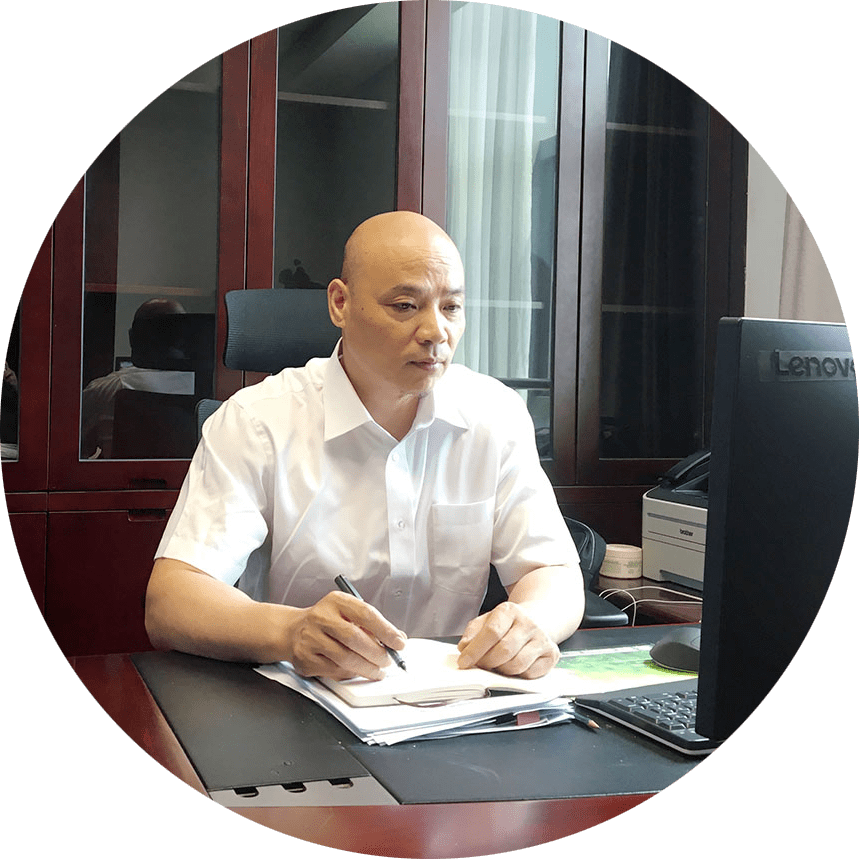 关注未来时尚城展蓝图东方丝绸市场管理办主任孙健华谈三重三力