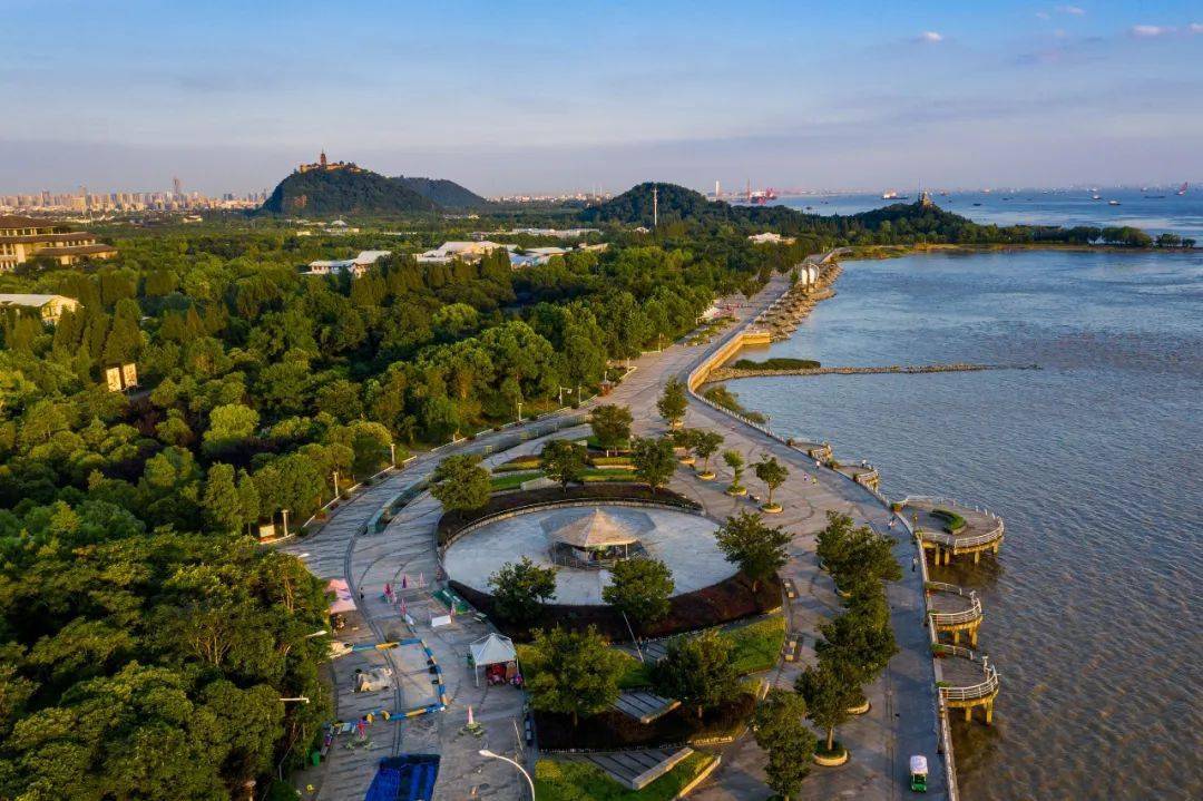 滨江风光带 | 人文滨江 惬意夜生活_南通
