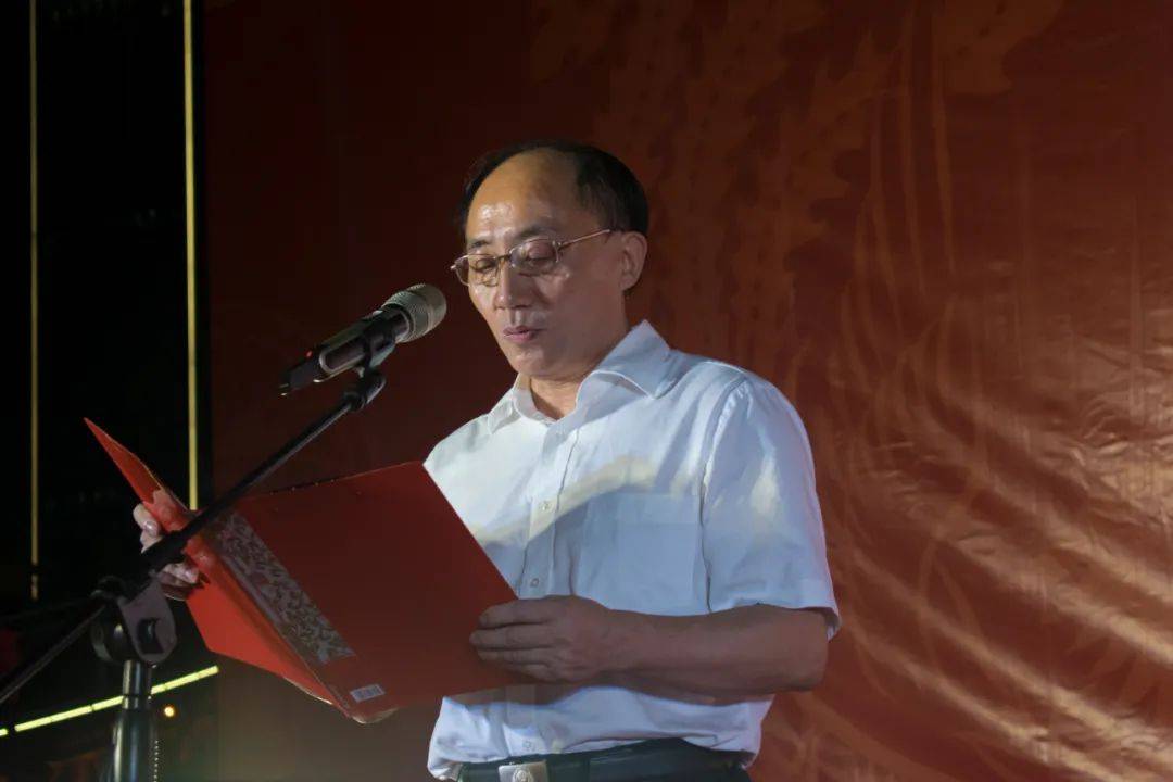 幸福来袭七夕家国同安情满宜城安庆青年集体婚礼圆满落幕