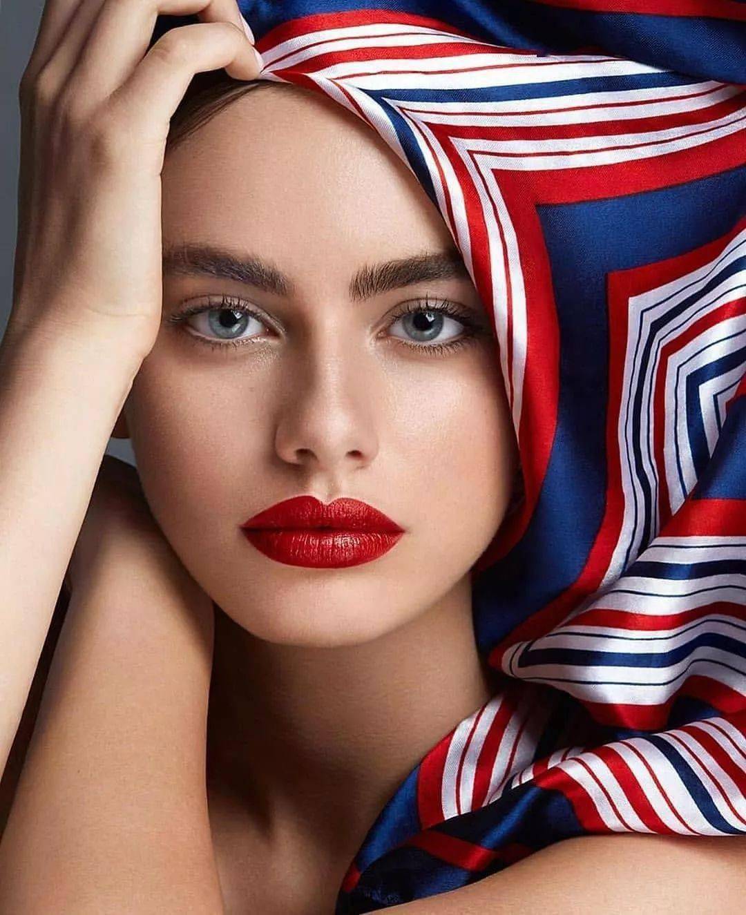 世界各国美女眼神特写美醉了