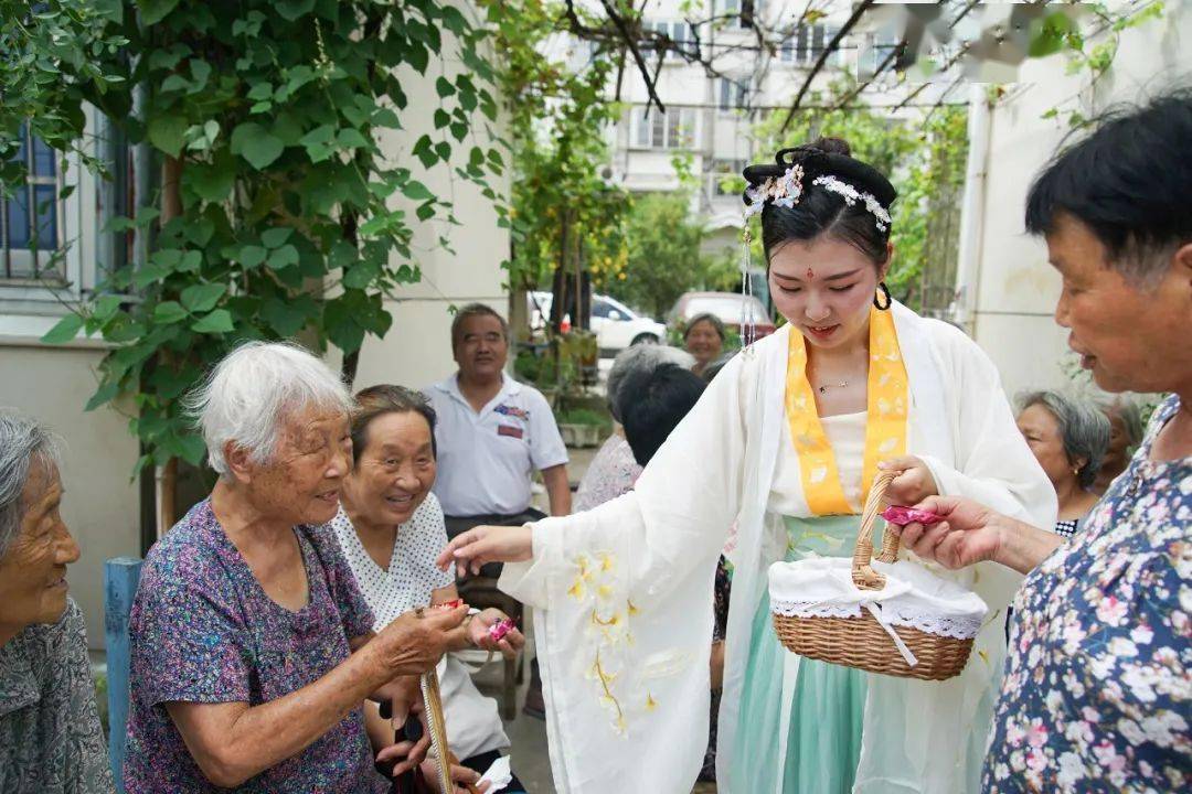 穿针乞巧拜织女带你过个不一样的七夕节