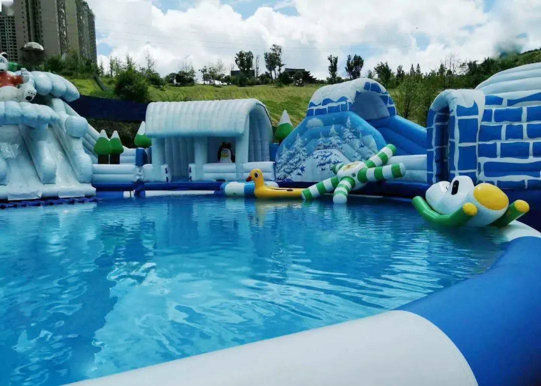 奔走相告凯里市民在市区就可以体验大型水上乐园避暑烧烤