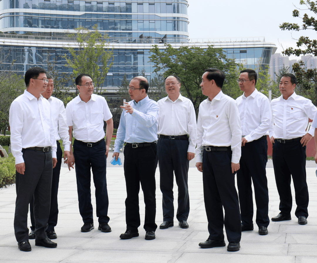 【高质量发展】住房和城乡建设部党组成员,副部长易军到中建七局调研