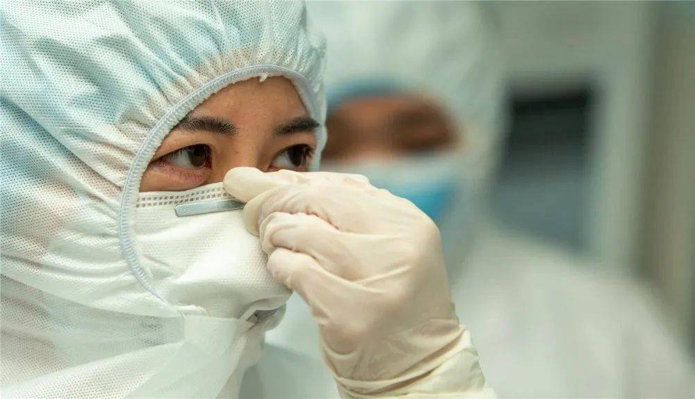 《 天使之眼》《共进退 》《抗疫必胜 》《送别妈妈 》《童话故事 》