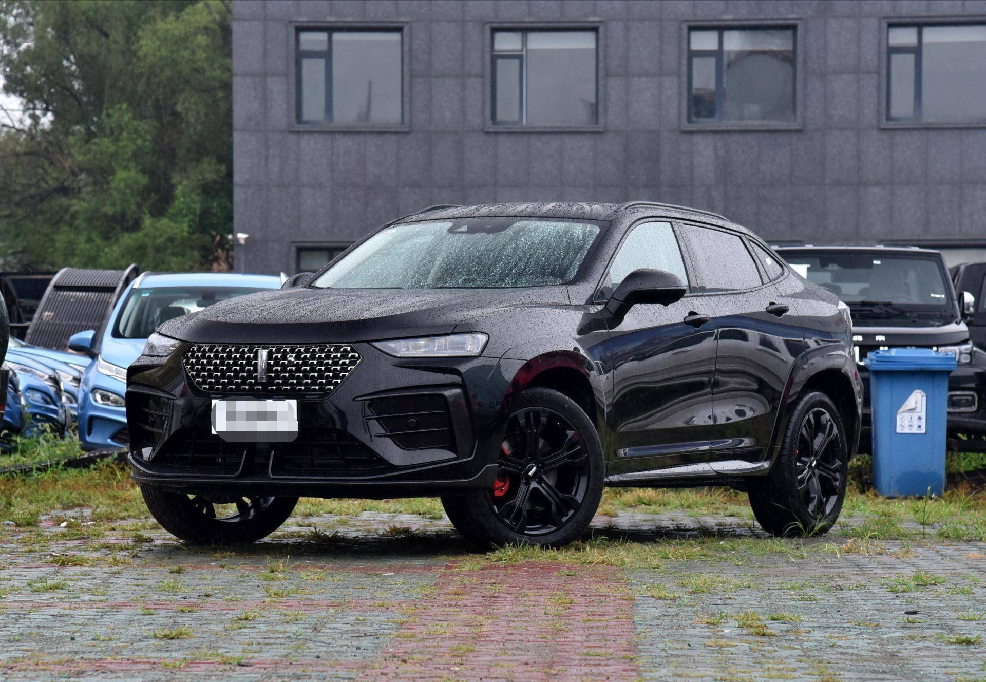 巴博斯版长城vv7亮相,2.0t 四驱,加速7.3秒,真帅气