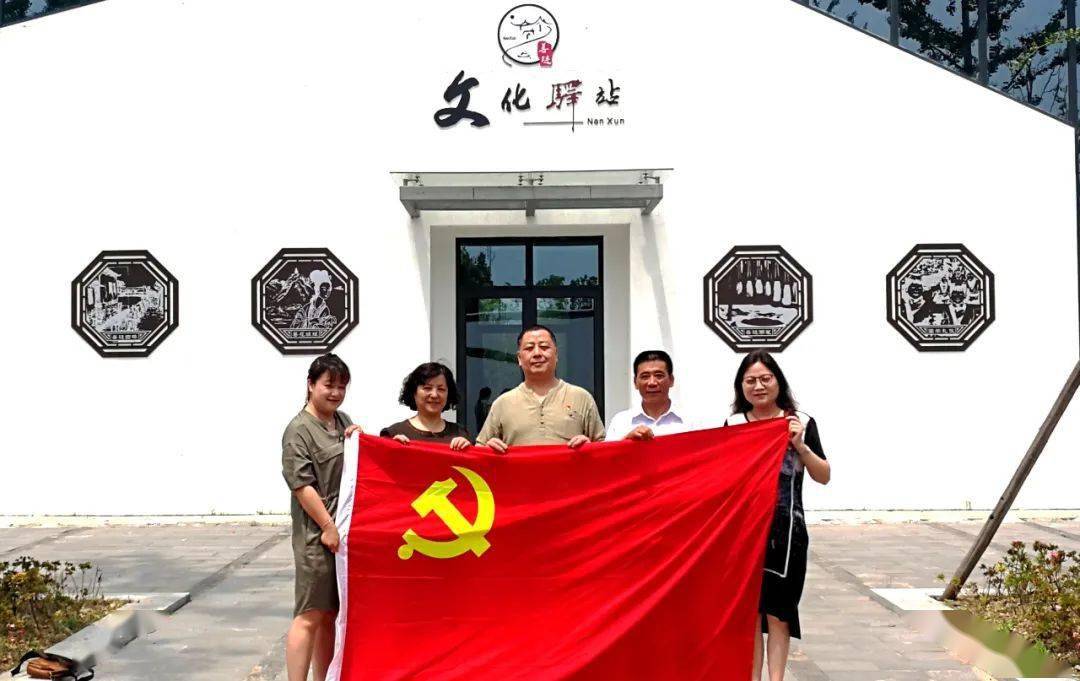 银尚乐活文化创作在哪里我就在哪里深耕乡土的文艺工作者吴水霖