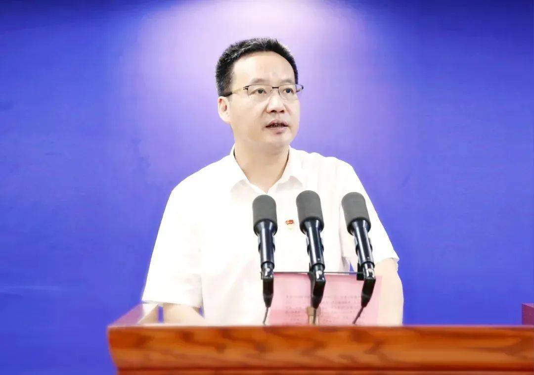 中建三局与深圳市龙华区政府签订战略合作框架协议