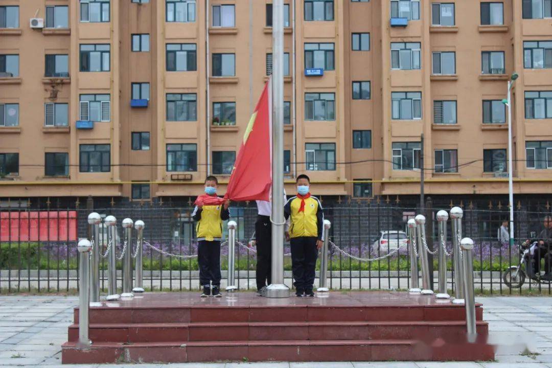 八五二农场小学图片