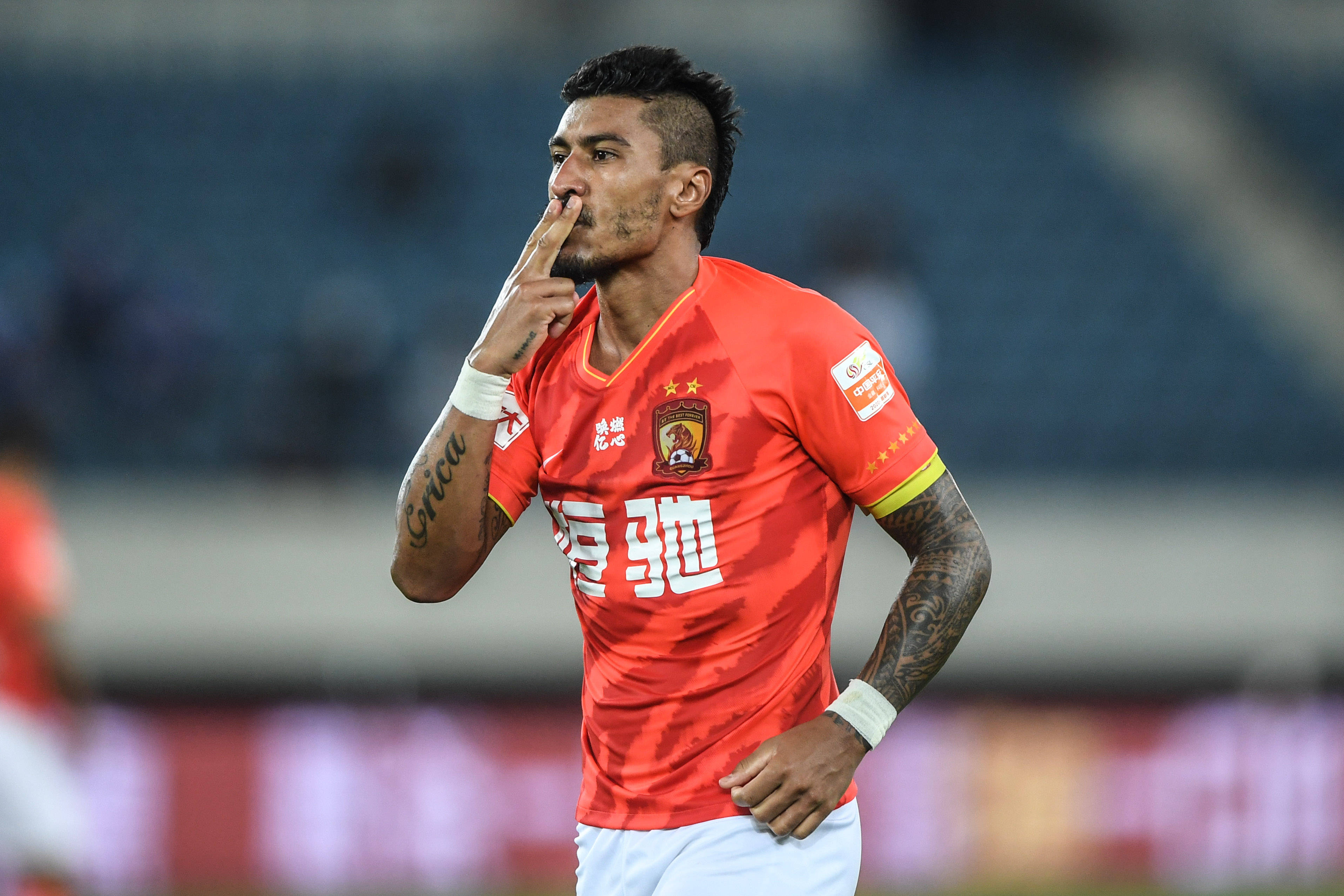 中超保利尼奥补时绝杀恒大21战胜富力