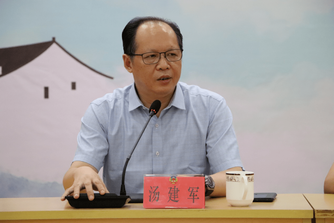 有事好商量邹区镇议起助力村居环境提升