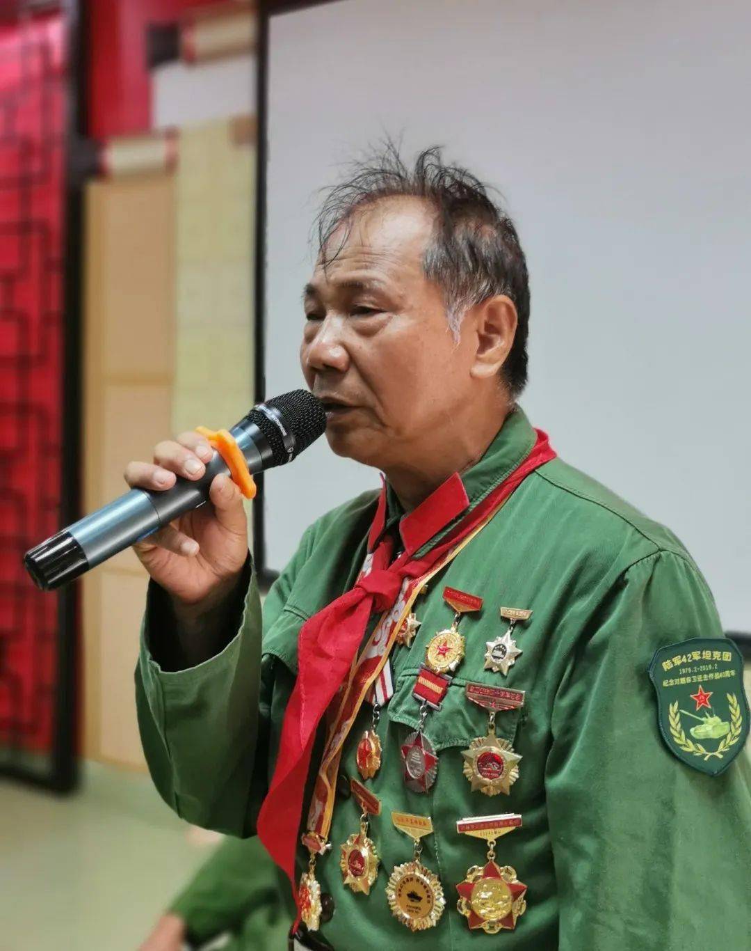 杨仙逸将军的光荣事迹以及他"志在冲天"的精神激励