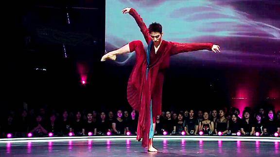 春晚领舞李响现身综艺一支行者首获四杆在云端行走的舞者