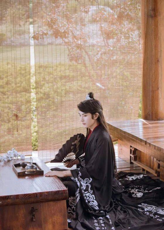 好看的古风汉服小哥哥