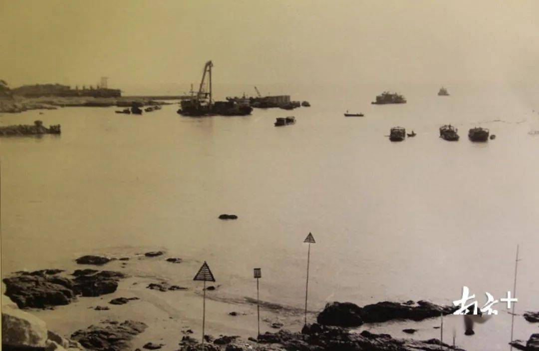 十香港航线经常一票难求珠海经济特区对外开放的门户就此打开1982年