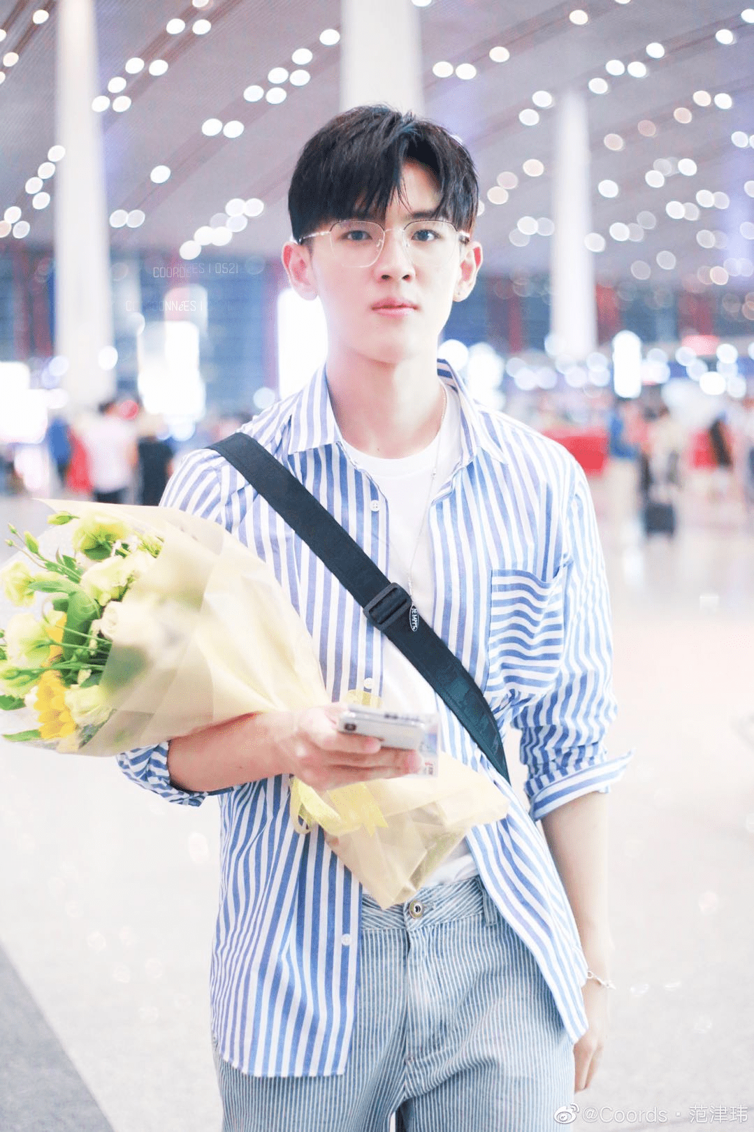 厉害了连云港帅小伙范津玮入围金鹰奖