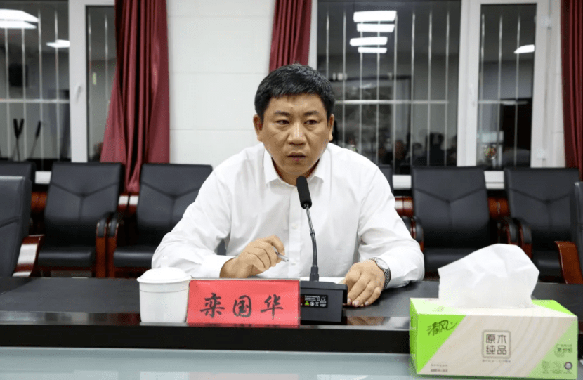 658月24日,我市召开全市防汛防台风部署会议,市委书记栾国华对防汛