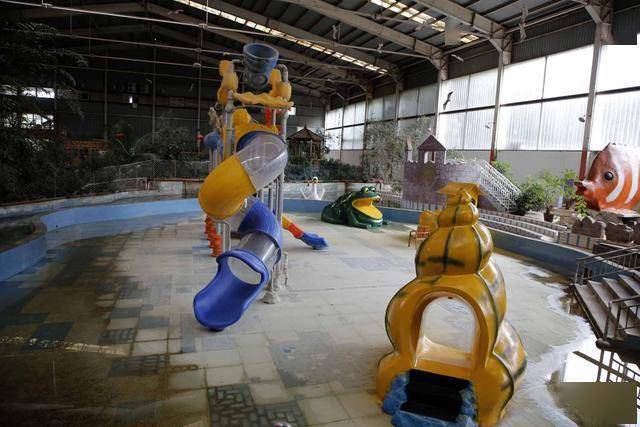 游乐区水世界福保文化城美食街温泉水世界入口福保文化城入口(原创