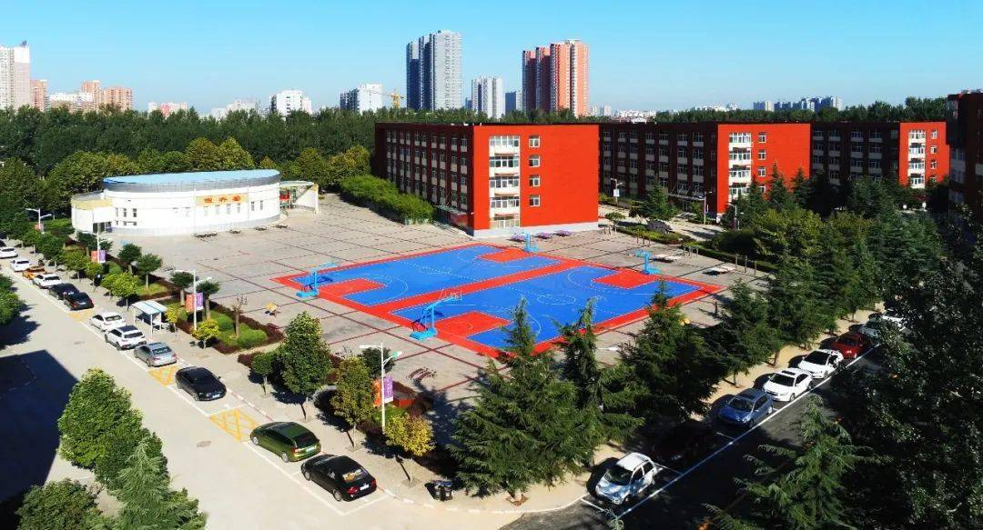 奋进五中奋进负起使命担当托举希望长治五中庆祝第36个教师节暨抗击新