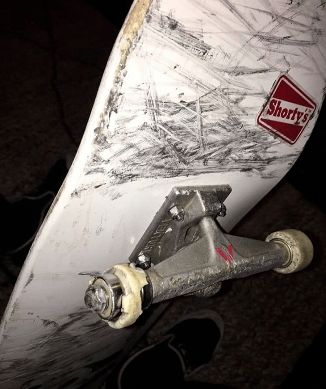 滑板装备用到什么程度才需要换?土豪勿进!