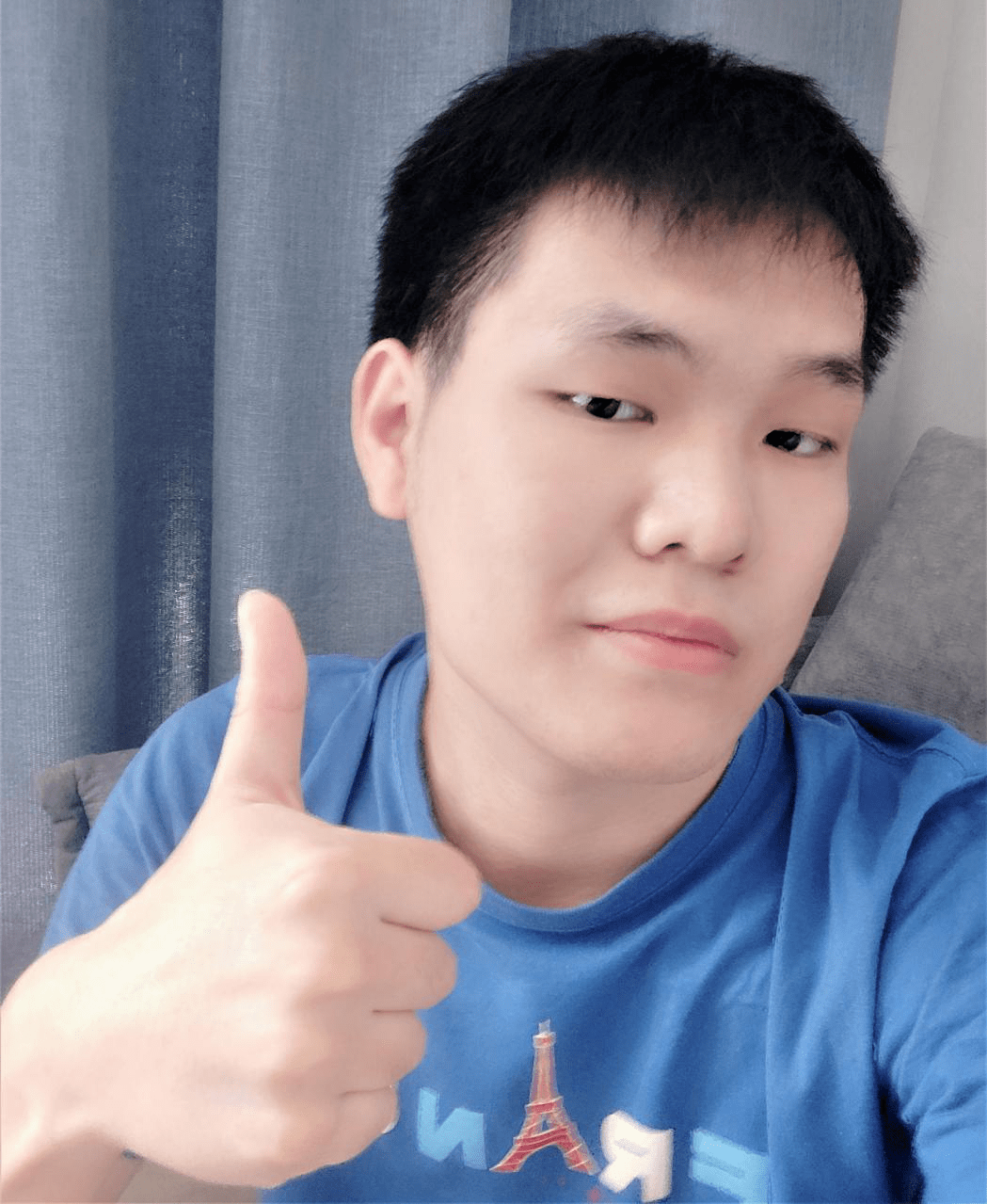 郑扬震机自s20-2班主任个人介绍:周昌全,讲师,硕士研究生,在读博士