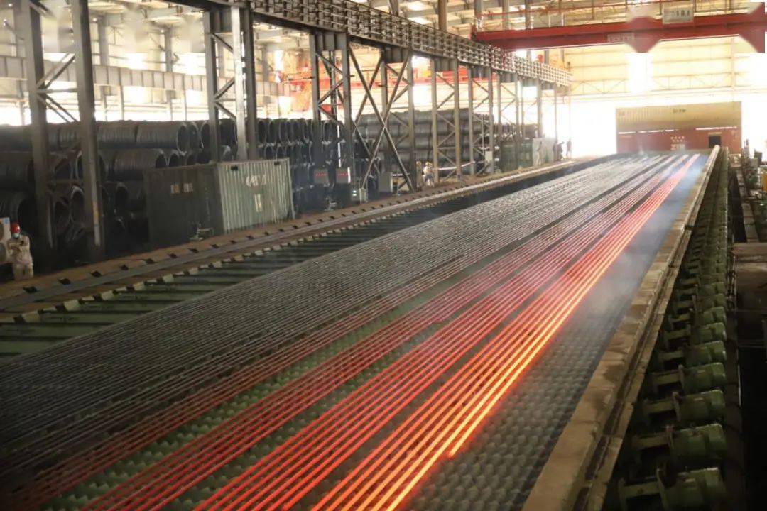 热烈祝贺印尼德信轧钢事业部棒材热负荷试车一次成功_生产线