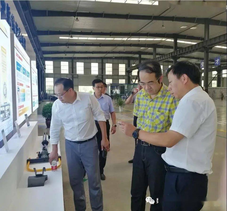 马文平专家,邓冬青总监一行还先后到绿珍食用菌,瑞博恩食品有限公司