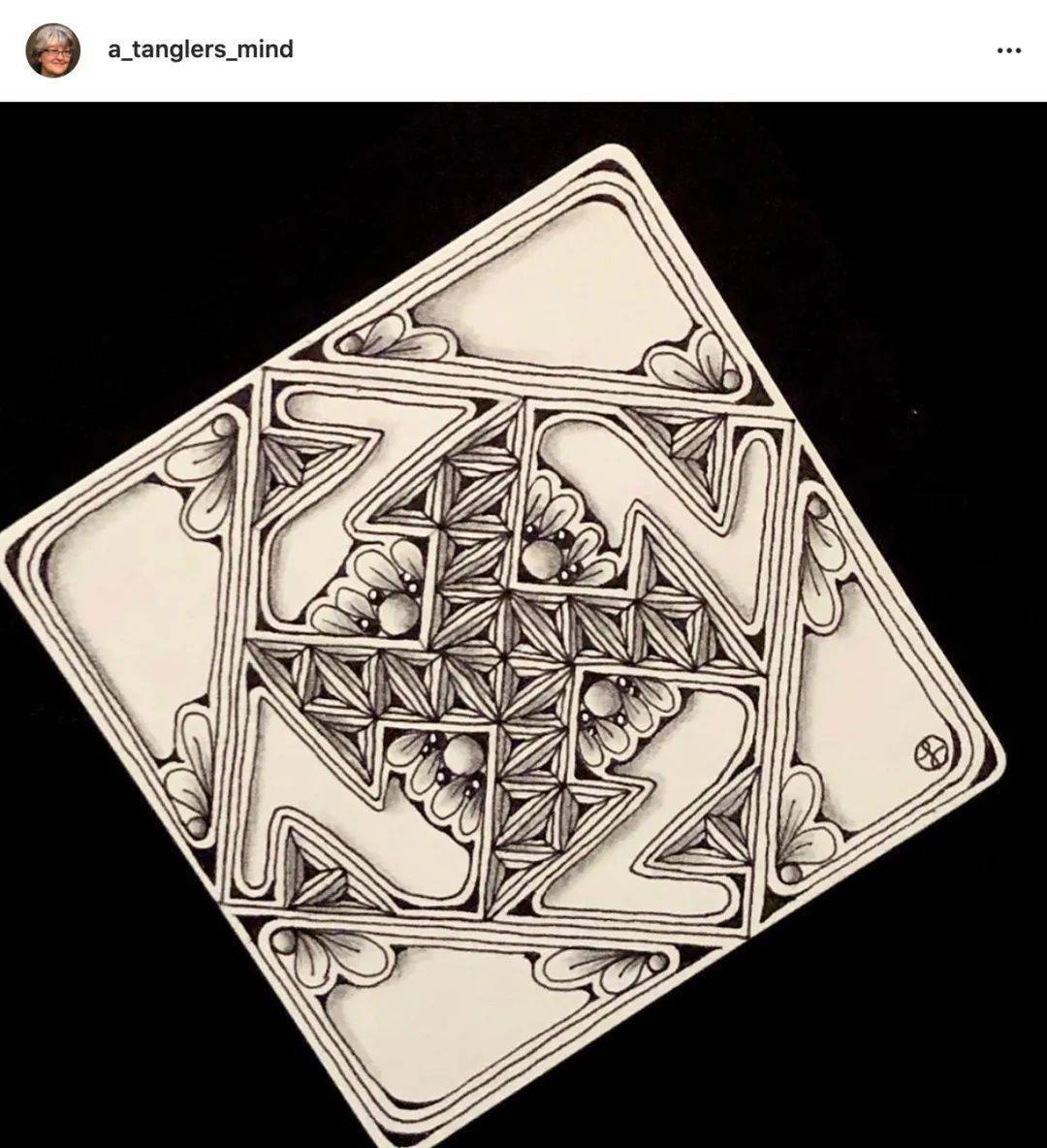 每天一张禅绕画:三重字母y(triple y)